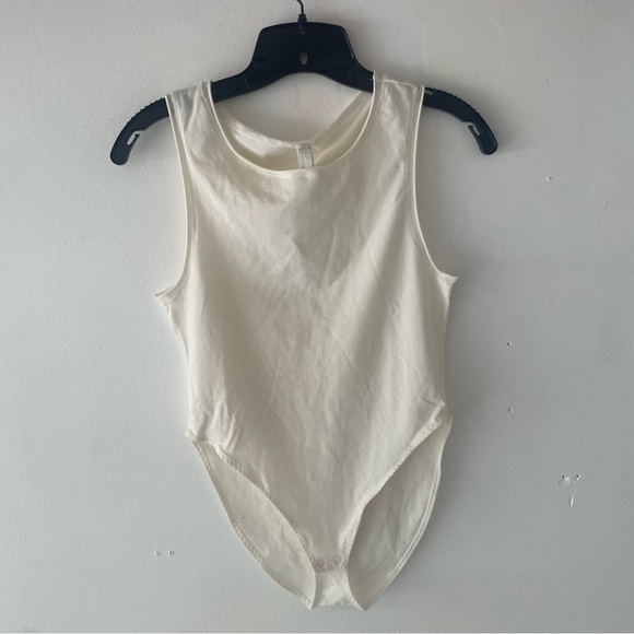 SKIMS White Cotton Blend Stretch Snap Crotch Bodysuit 37276 - Picture 2 of 7